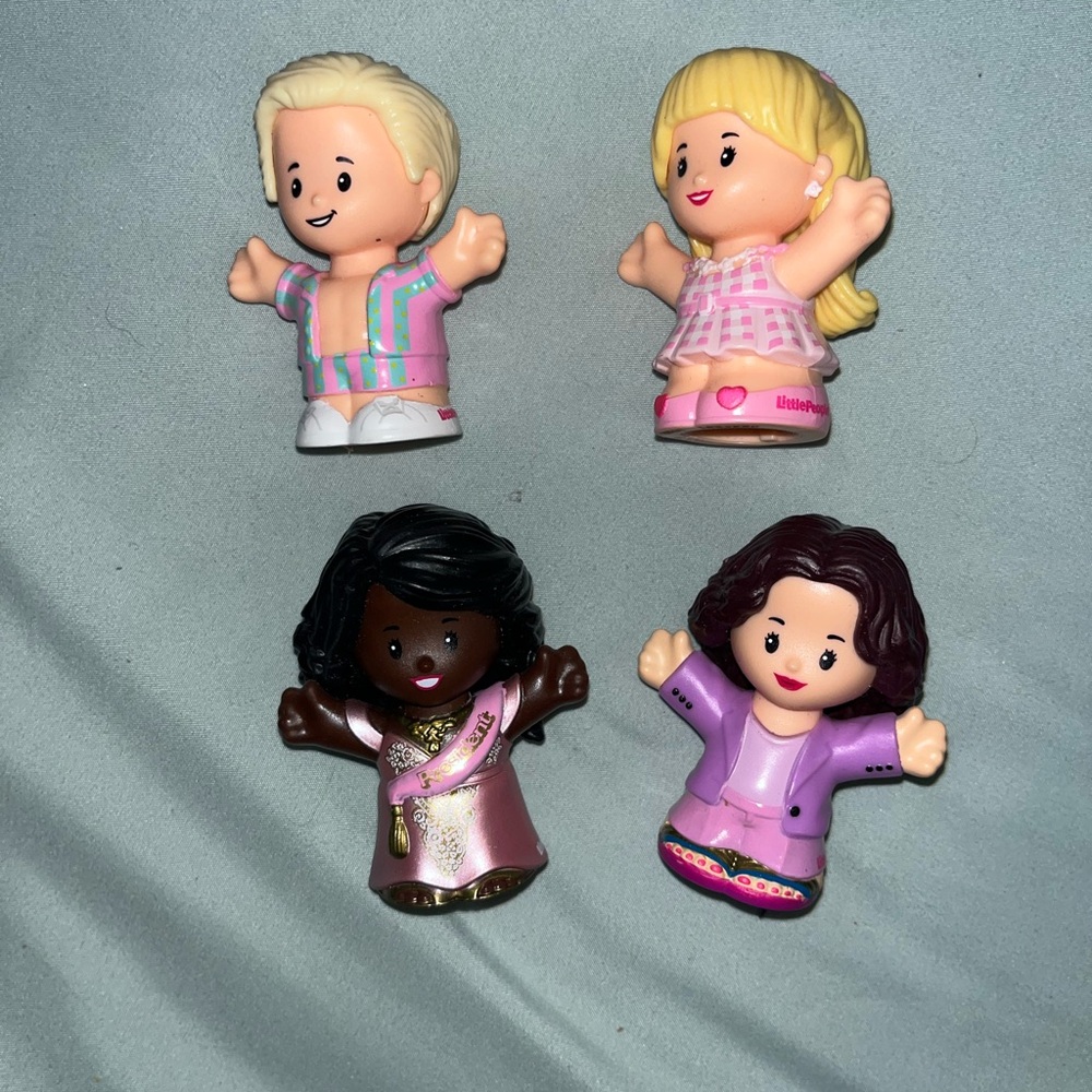 Barbie Movie Little Poeple set